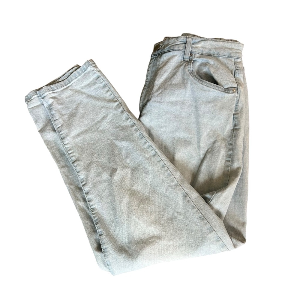 Light Wash Blue Jeans Pants Cotton On Mom Stretch Style Women’s Size 12 Fit!